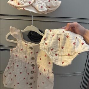 Cream and Red Ladybug Kids Bloomer Set with Hat
